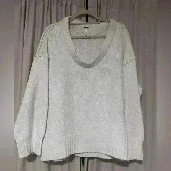 Free People White Oversized Knit Sweater, Size S, Cozy V-Neck, Soft Cotton Blend - Picture 1 of 10